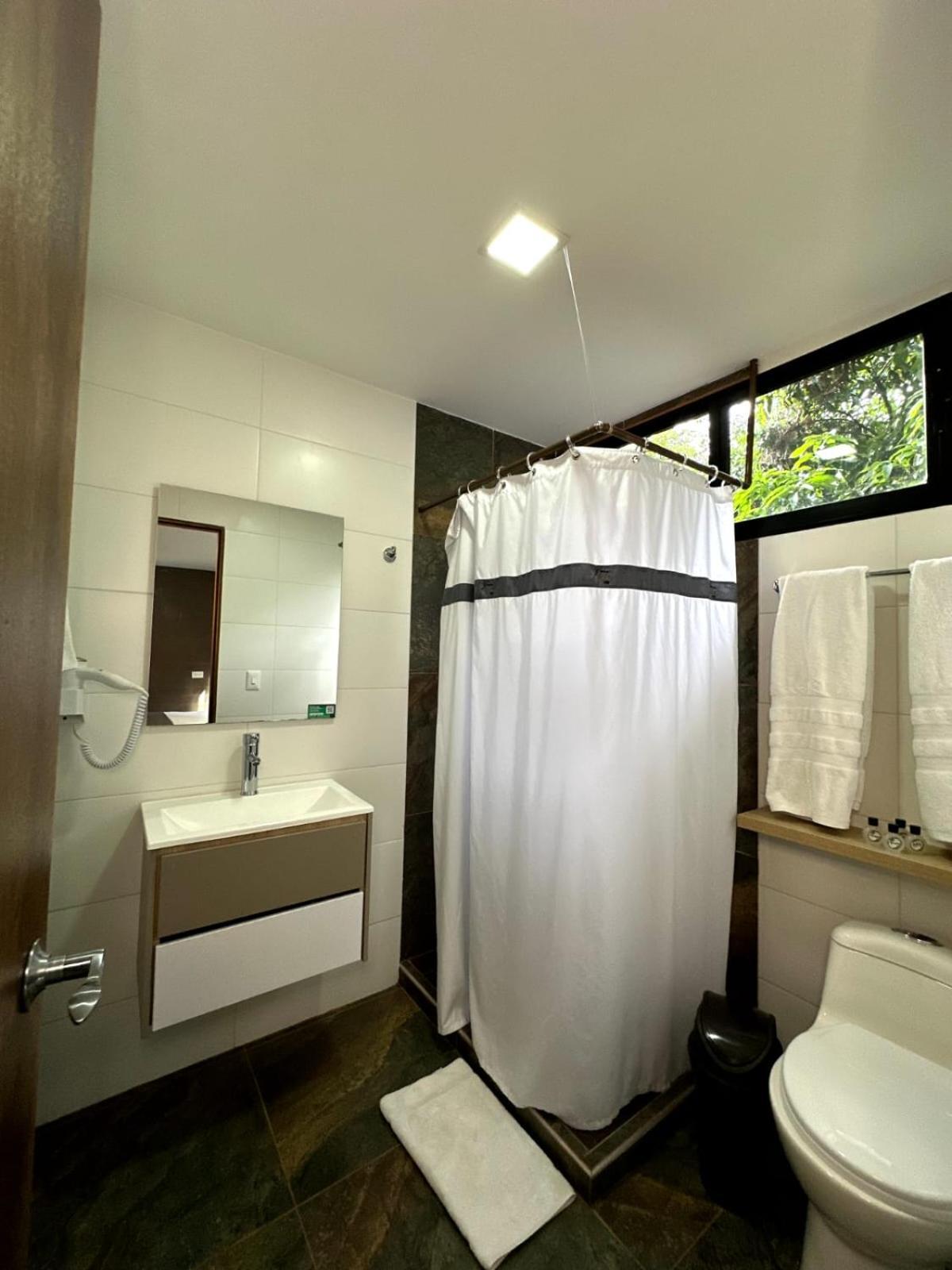 Hotel Zona Verde Медельин Экстерьер фото