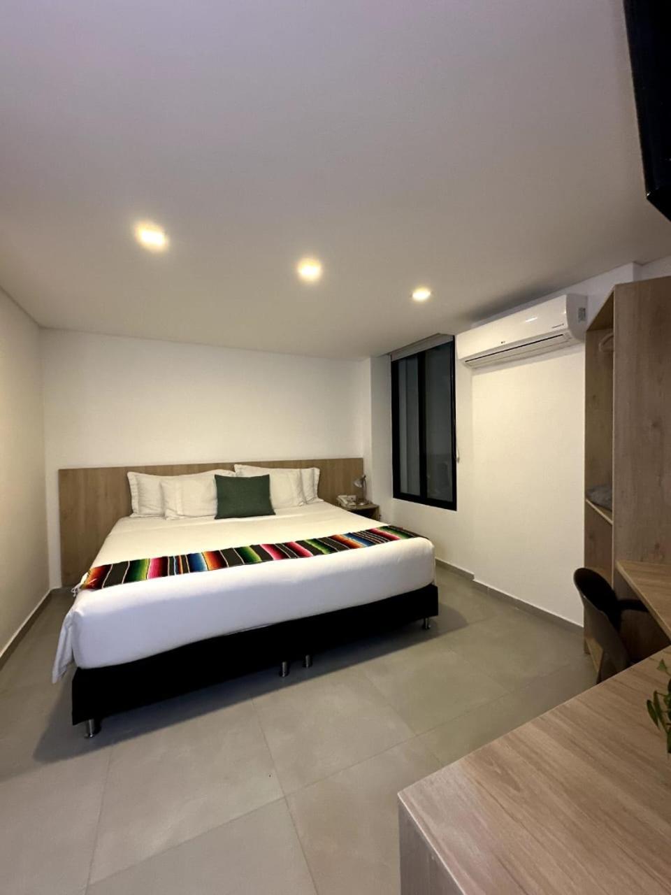 Hotel Zona Verde Медельин Экстерьер фото