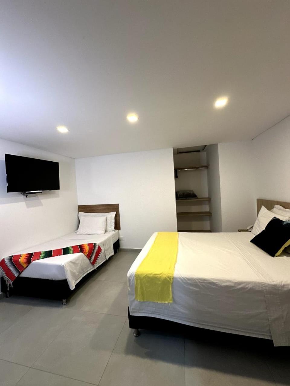 Hotel Zona Verde Медельин Экстерьер фото