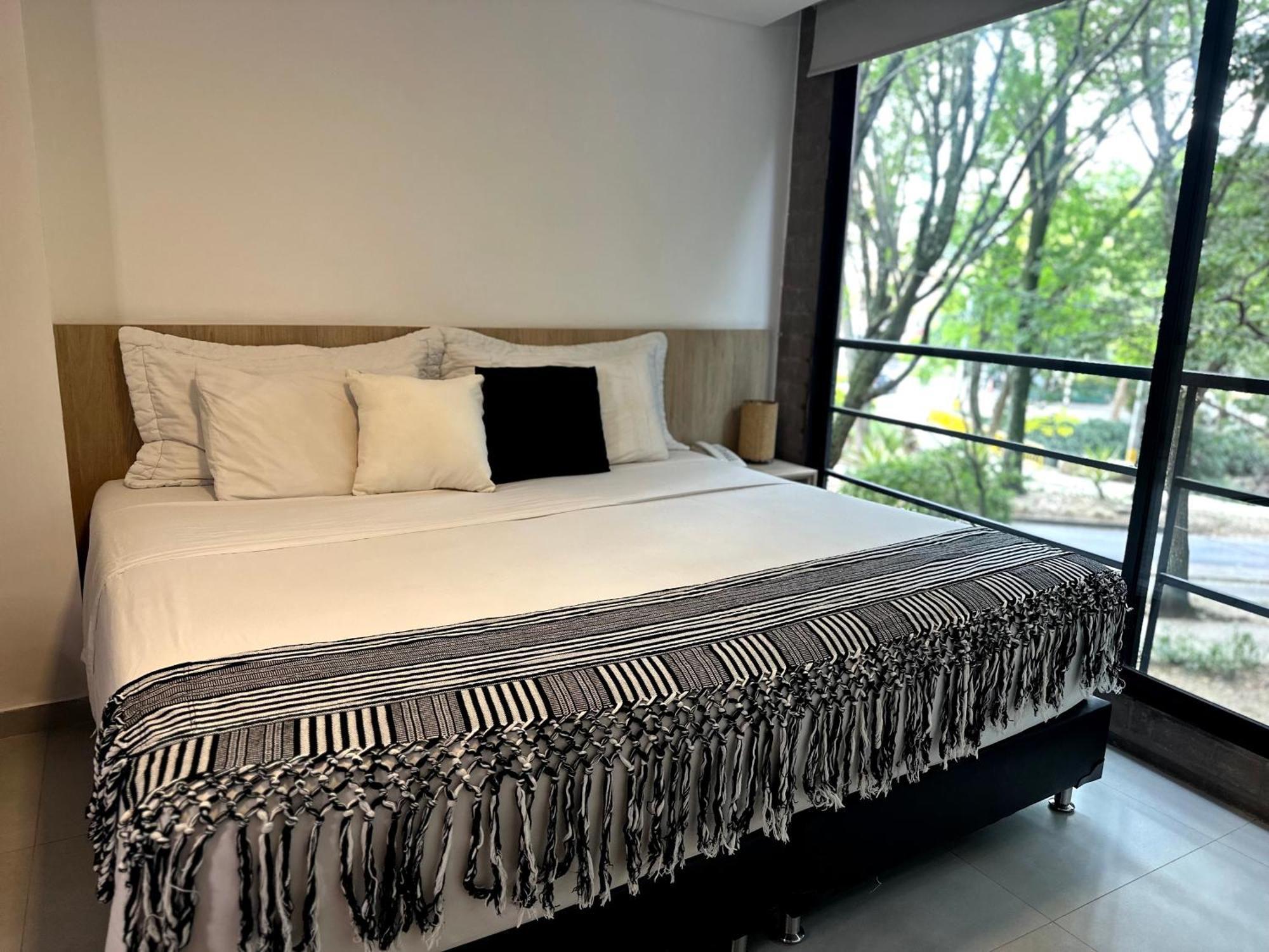 Hotel Zona Verde Медельин Экстерьер фото